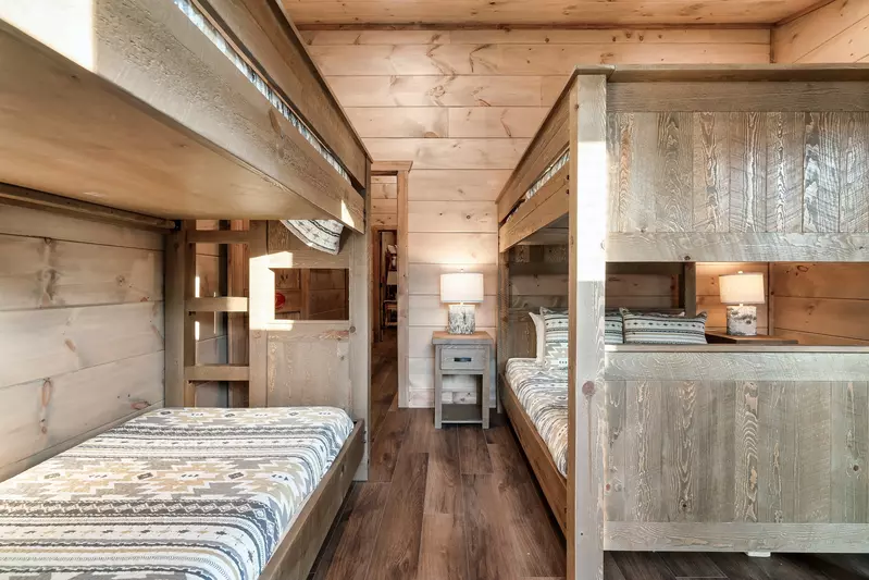 HIBERNATION LODGE