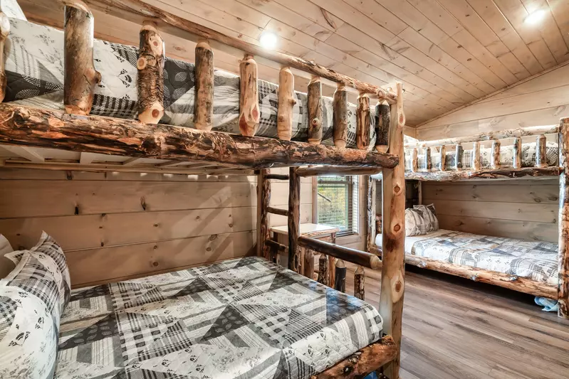 HIBERNATION LODGE