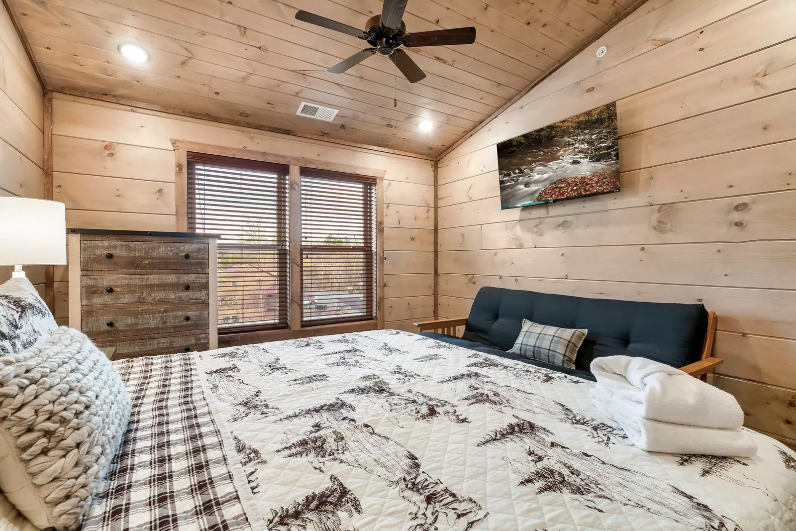 HIBERNATION LODGE