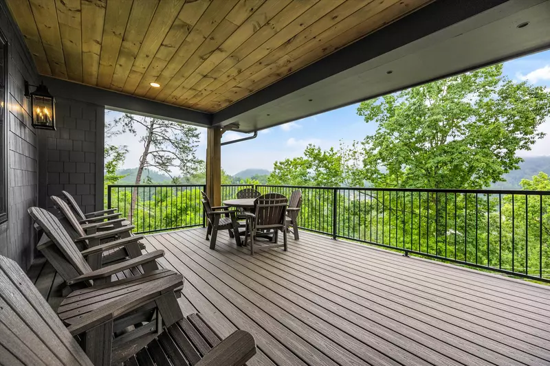 GREYSTONE HEIGHTS LODGE