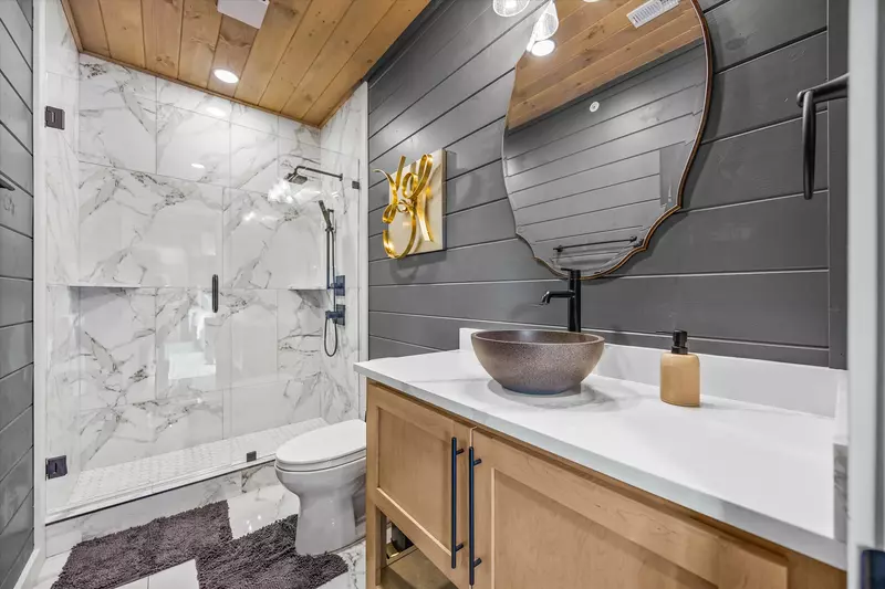 GREYSTONE HEIGHTS LODGE