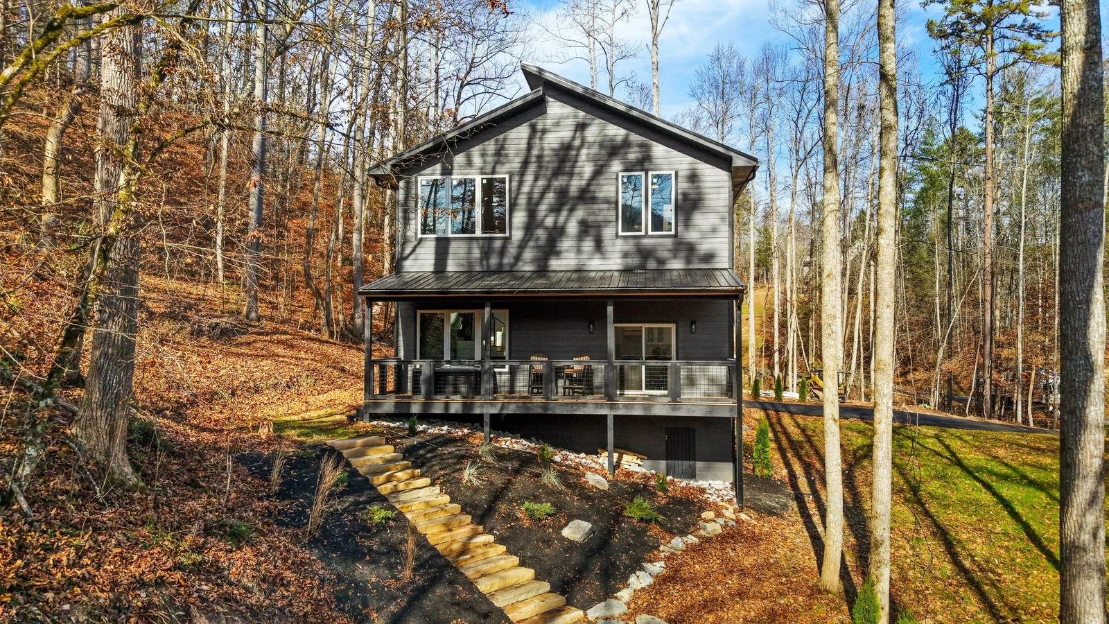 SHINE HOLLOW