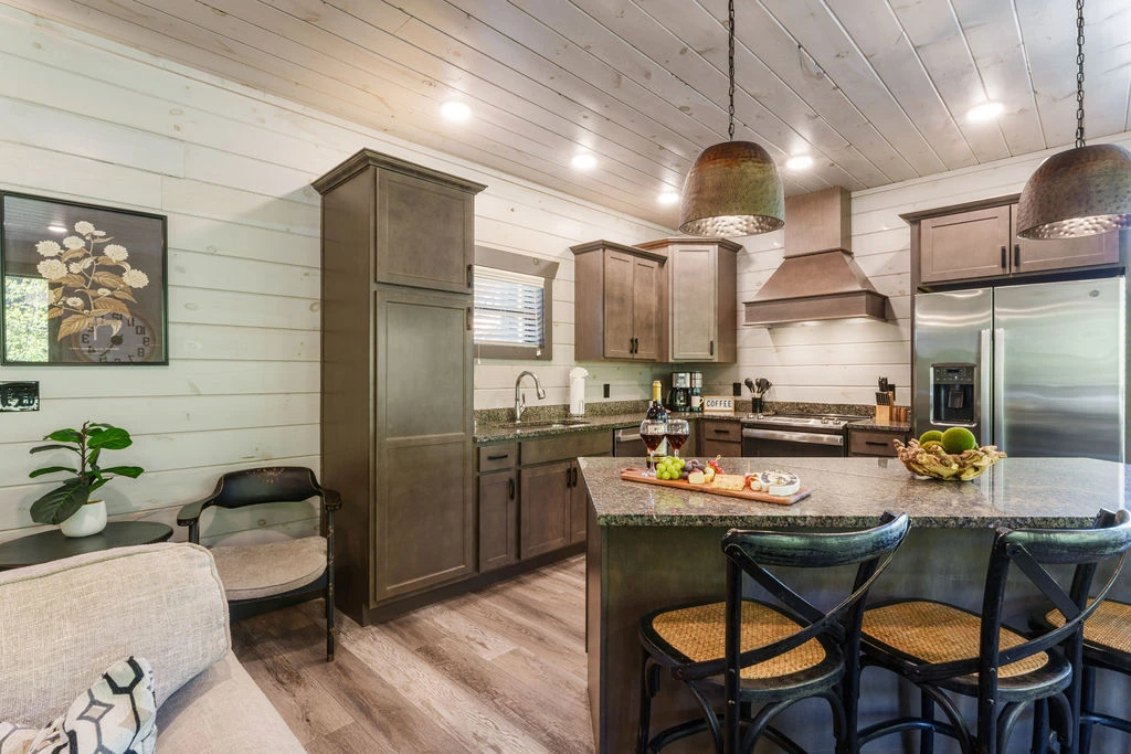 BEAR CREEK LODGE