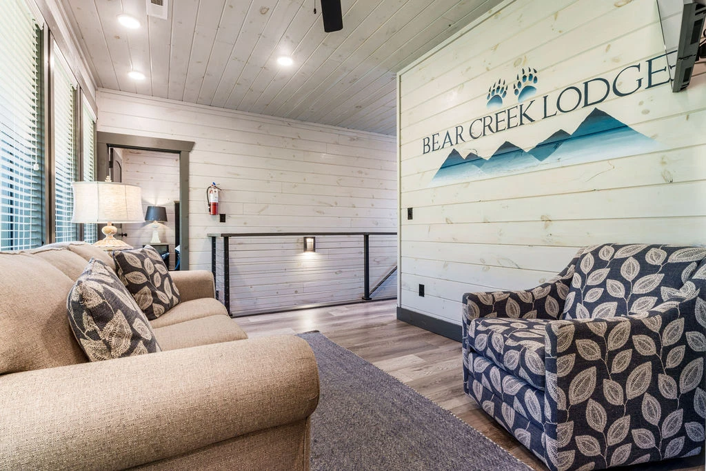 BEAR CREEK LODGE
